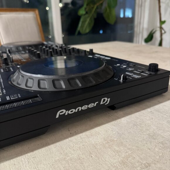 Pioneer DJ DDJ-FLX10 4-Channel DJ Controller - Picture 8 of 12